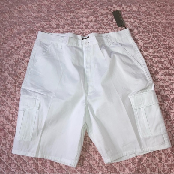 White Cargo Shorts Narragansett Traders - Picture 1 of 4